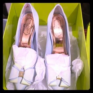 Light Blue opened toe high heel with bow